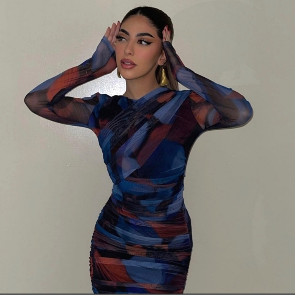 ✨ PRINTED TULLE SKIRT ZARA RED AND BLUE ✨